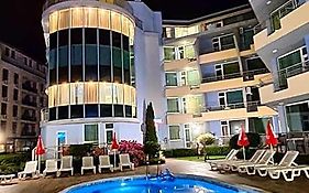 Favorit Aparthotel
